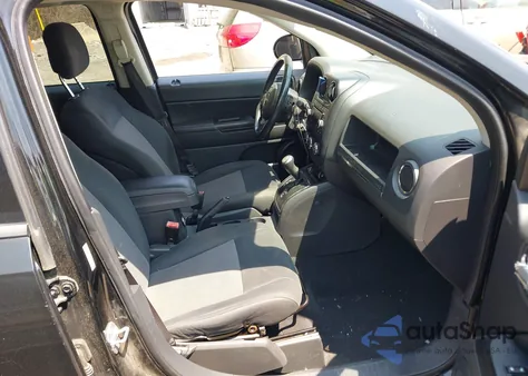 2012 Jeep Compass Latitude z USA, uszkodzony, nr VIN 1C4NJDEBXCD541882